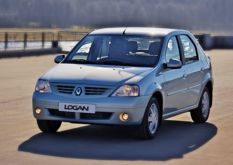 renault-logan_11a